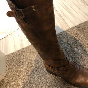 COPY - Madden Girl Riding Style Boots Red zippere